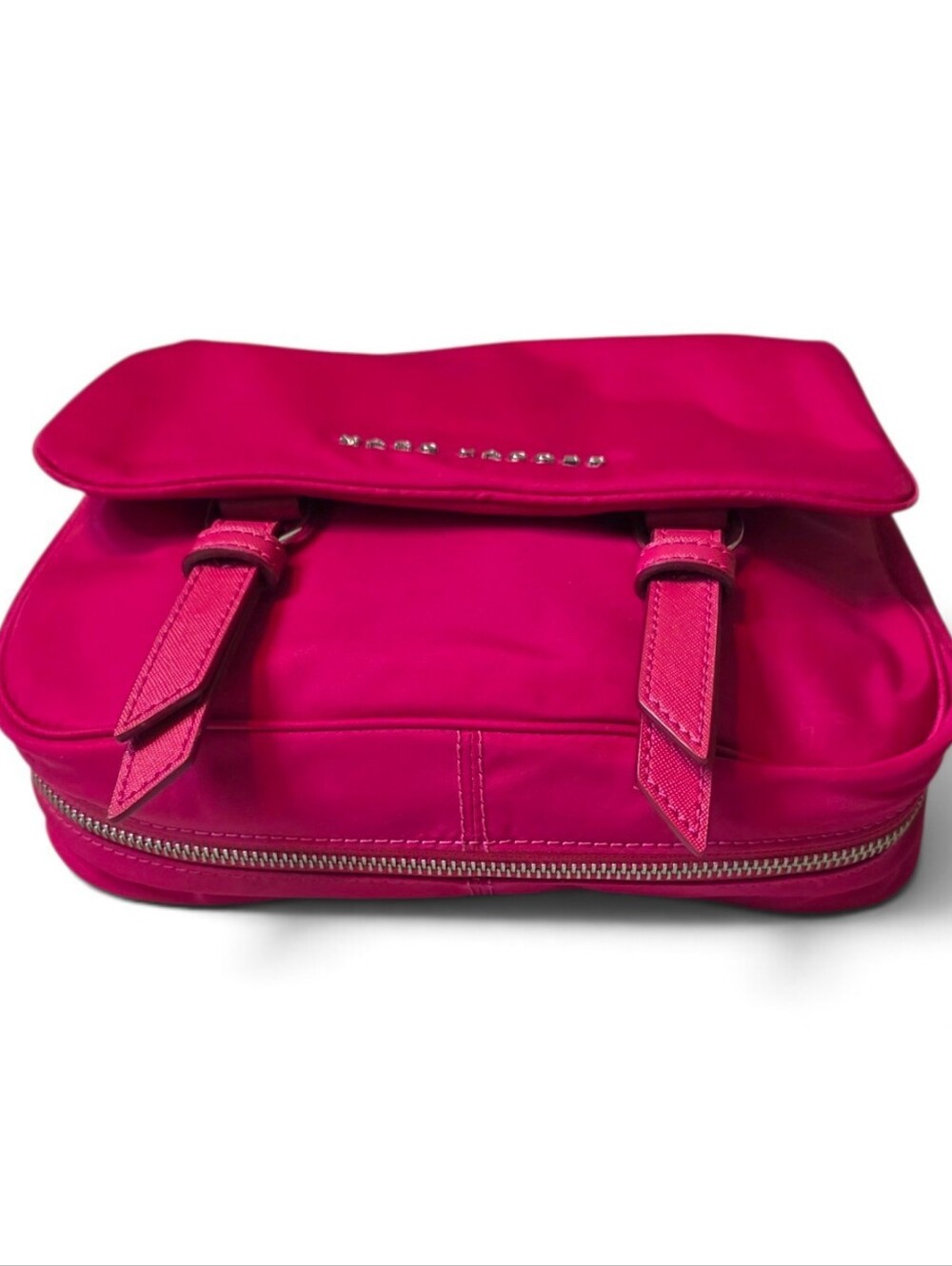 Marc Jacobs "Zip That" Nylon Messenger Bag In Hot Pink - Picture 2 of 8